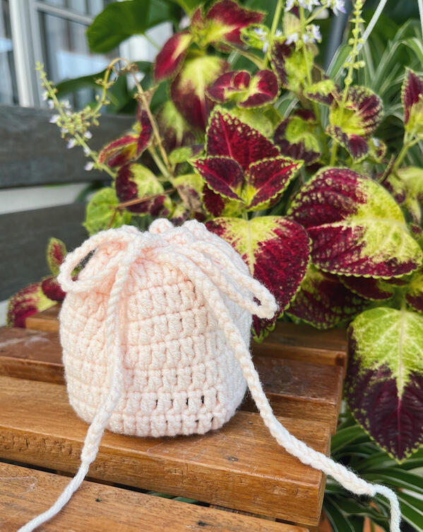 Vera Mini drawstring Pouch