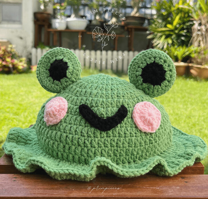 Froggy Bucket Hat